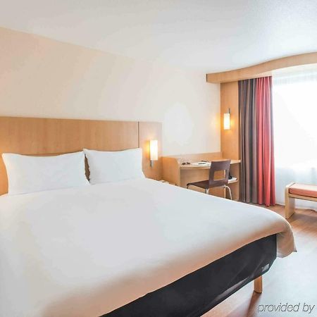 Hotel Ibis Nantes Centre Tour Bretagne Esterno foto