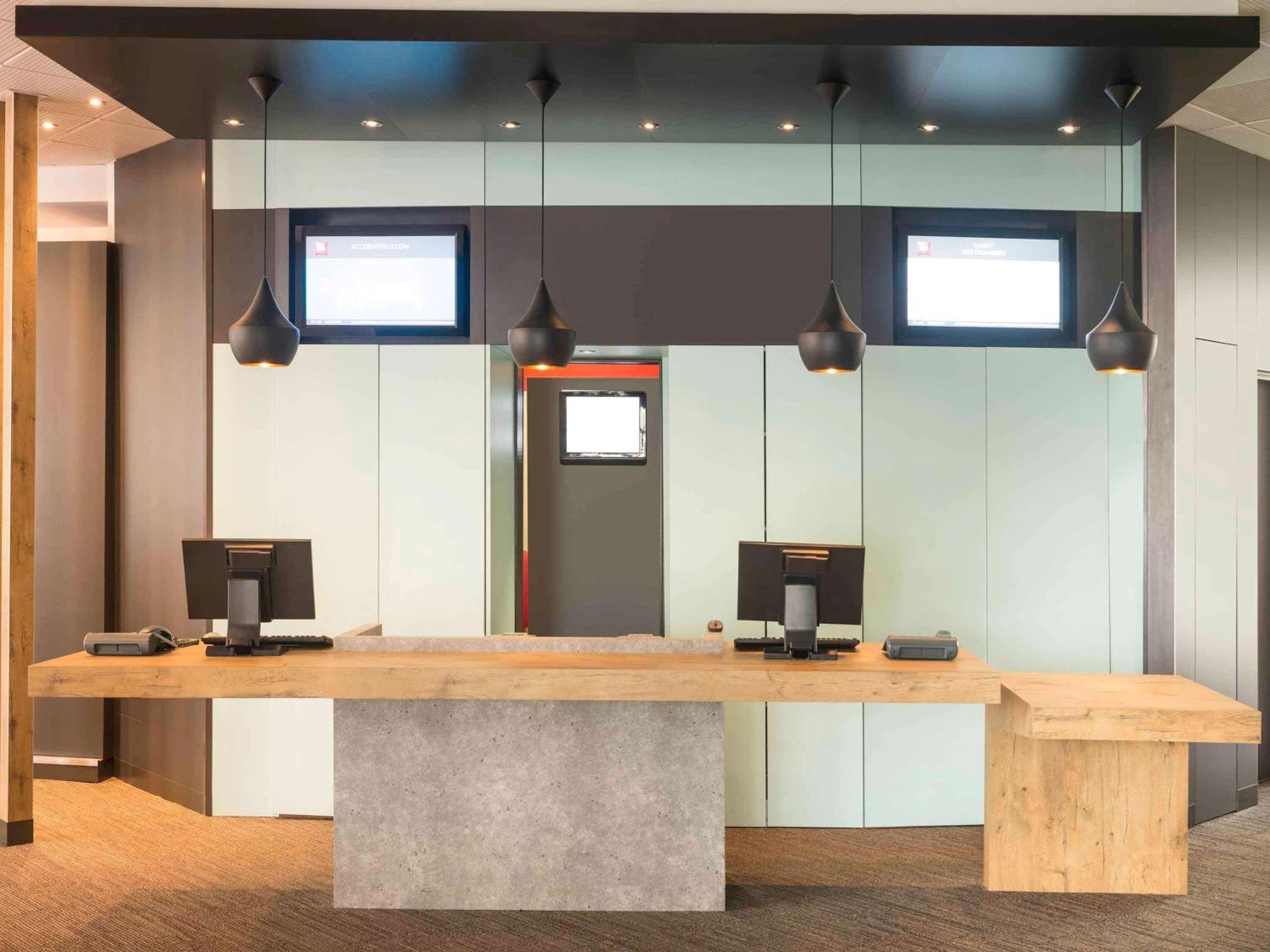 Hotel Ibis Nantes Centre Tour Bretagne Esterno foto