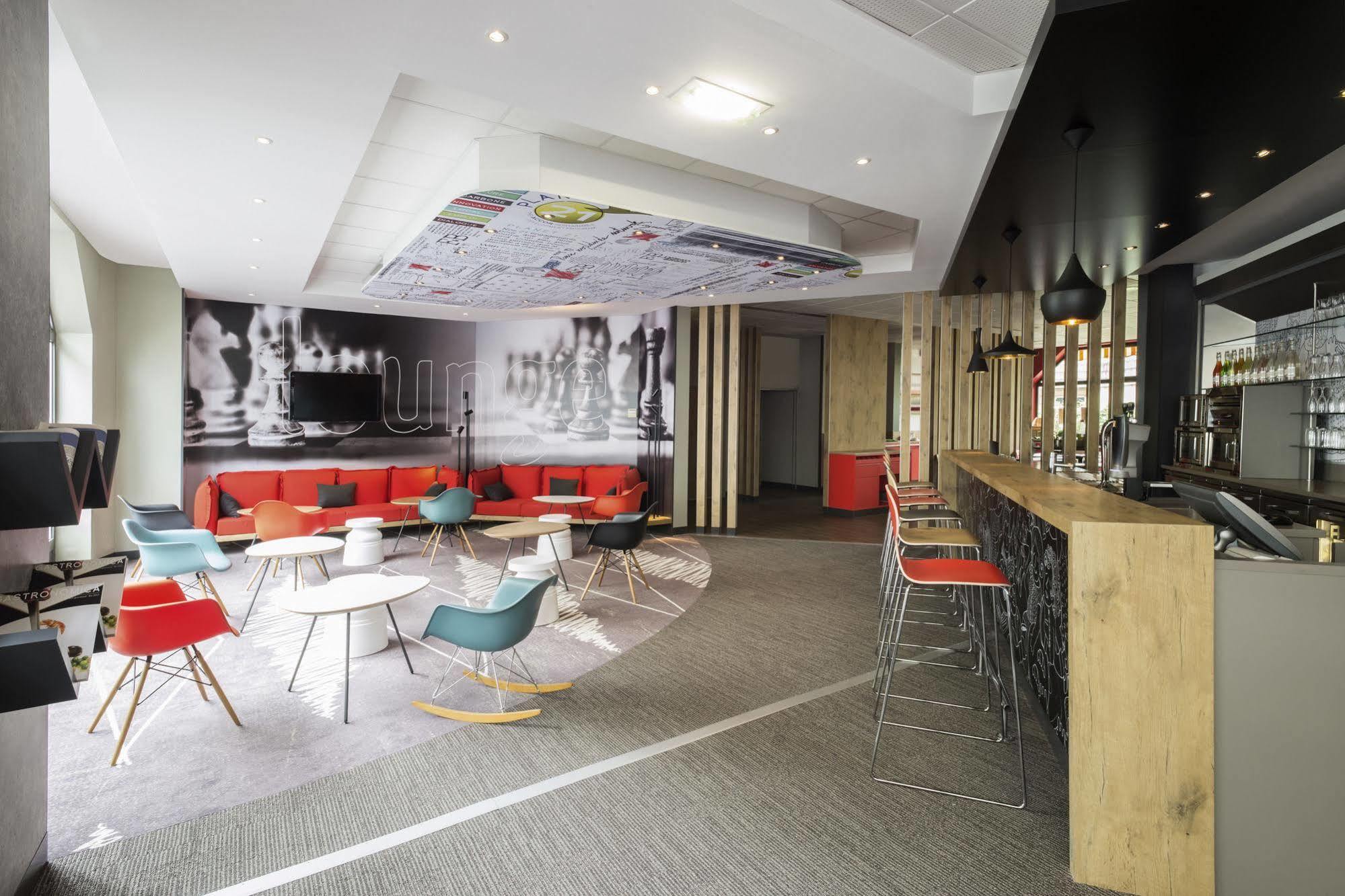 Hotel Ibis Nantes Centre Tour Bretagne Esterno foto